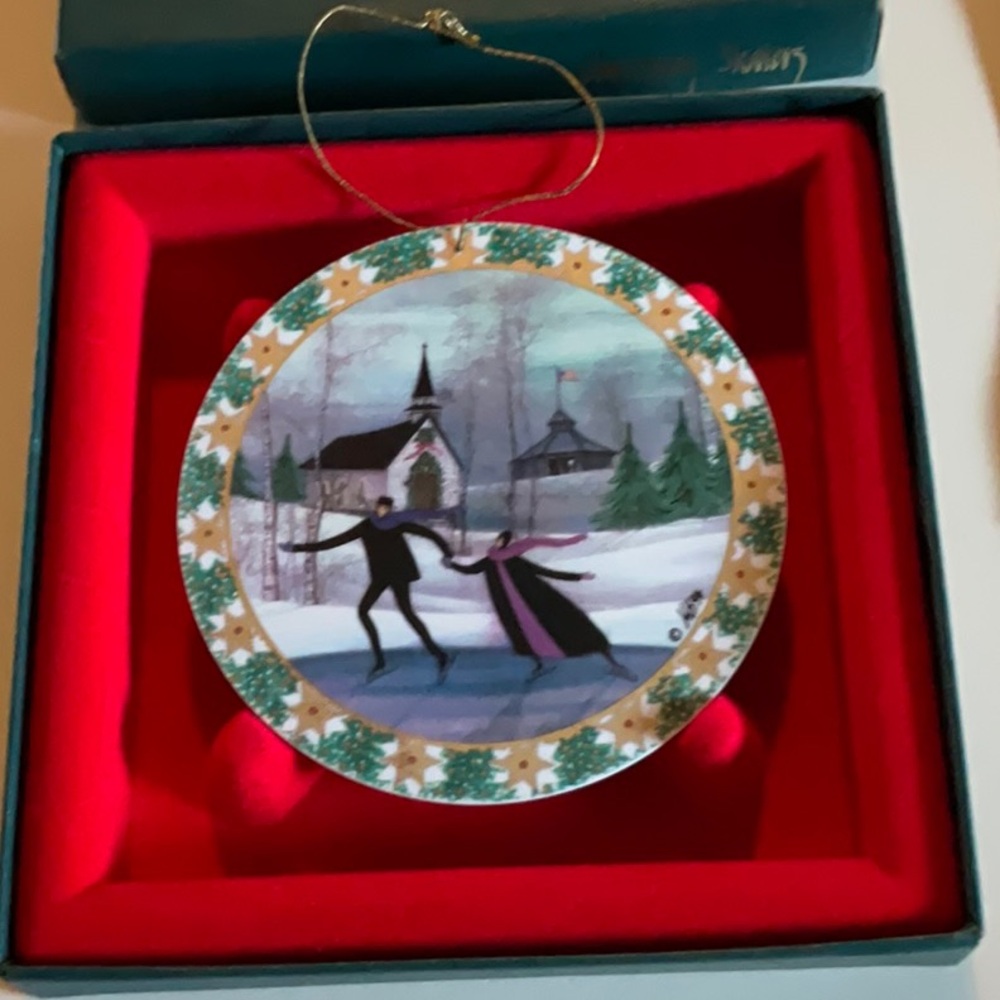 P. Buckley Moss Porcelain Ornament, CHRISTMAS SKATERS
